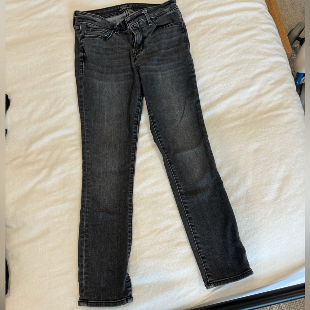 Abercrombie & Fitch Crop Ankle Jeans